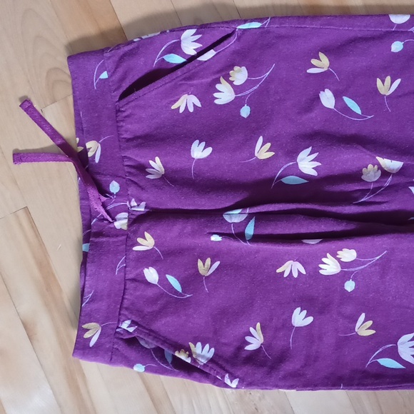 Carter's flowers 💐 sweatpants Size 10-12 - Picture 2 of 5
